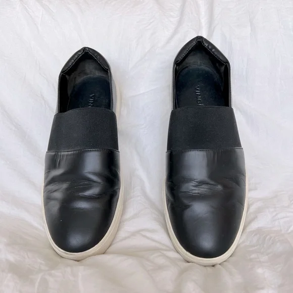 Vince Black leather slip on sneakers - Picture 3 of 5
